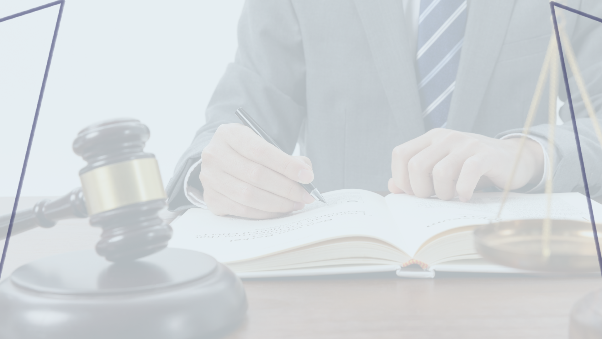 تمثيل قانوني شامل في القضايا التجارية والعقارية - مكتب فلاته للمحاماة